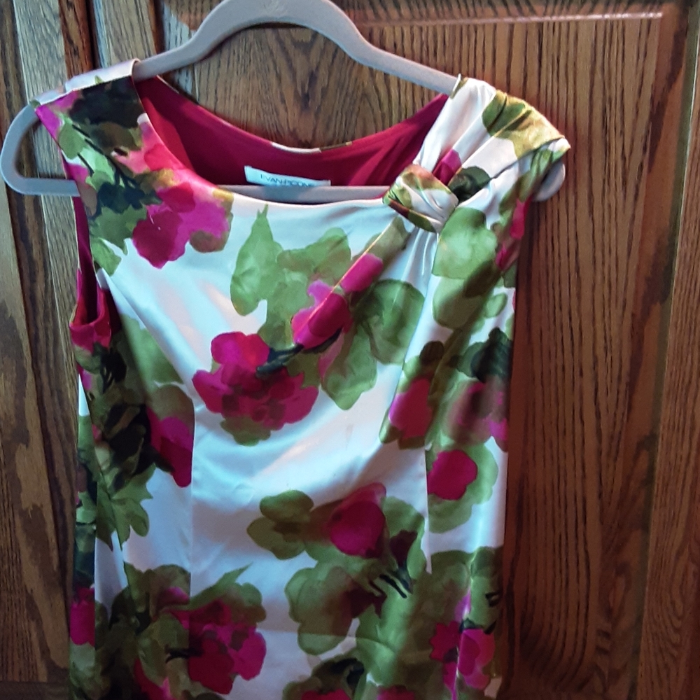 Dressy dress. Designer Evan Picone. Size 8